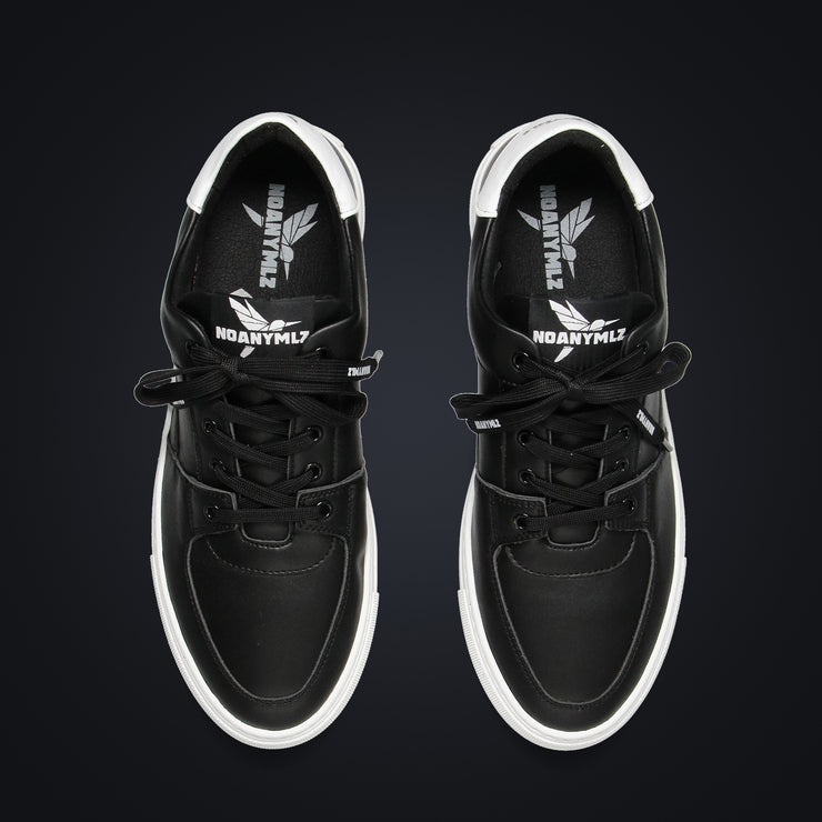 LEVEL E6 - BLACK / WHITE
